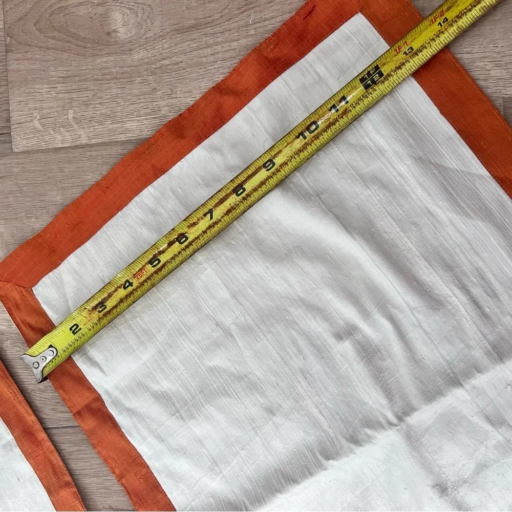 Pottery Barn 100% Silk 4 PCs Placemats & 6 PCs Napkins Orange White‎ - RARE MINT